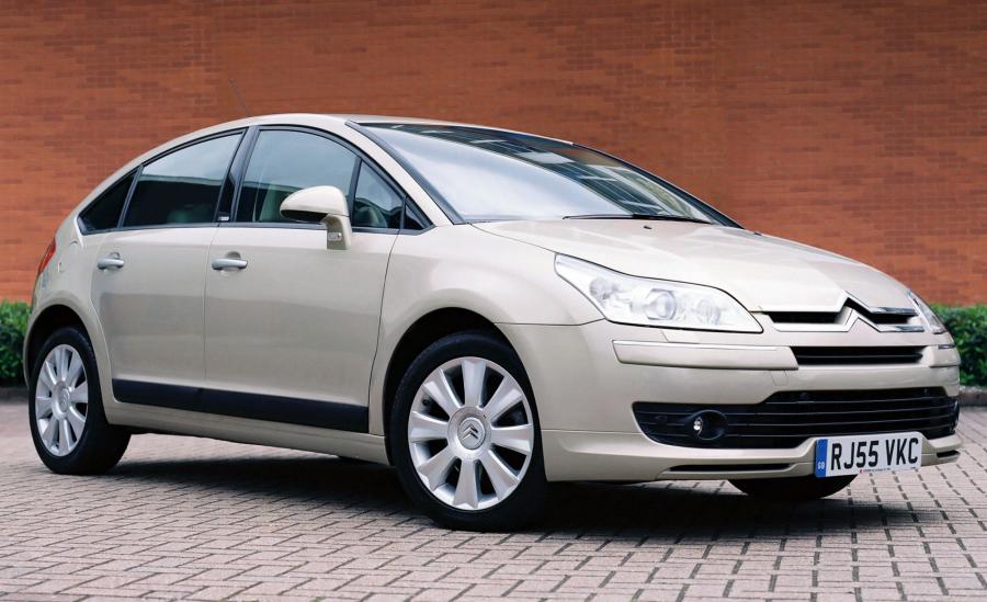  Citroen C4 2004 года  (UK) (фото 2 из 14)